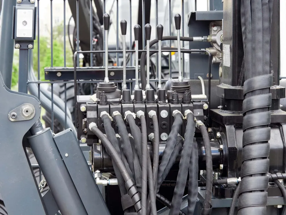 Dépannage flexible hydraulique à Grigny